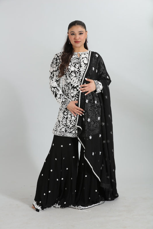 Afsana — Classic Embroidered Kurta Set