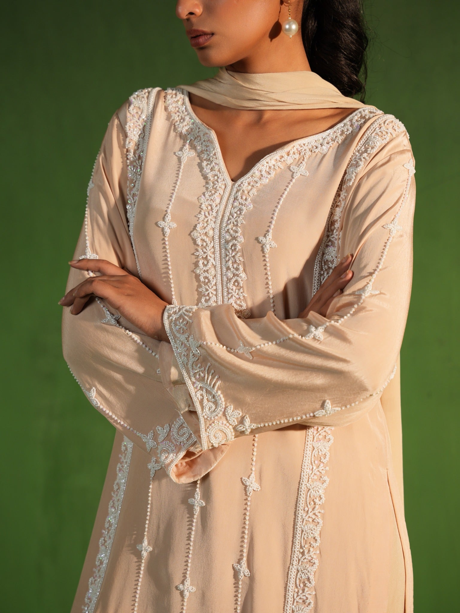 Beige Hand Embroidered Tunic and Balloon Pants Set - Embroidery Detail