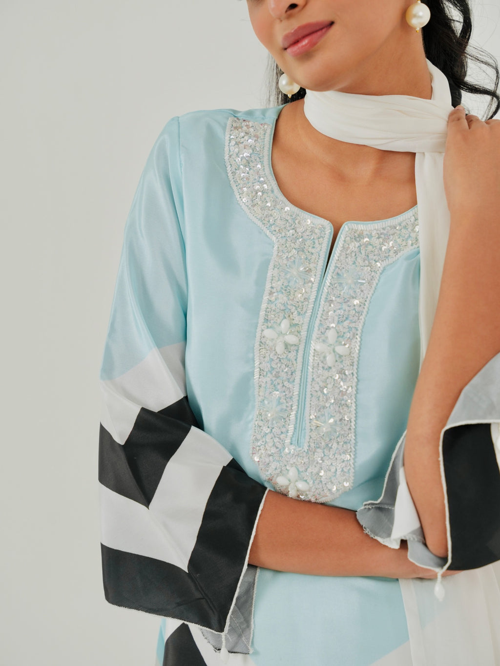 Mint Blue Chevron hand embroidered kurta set detail