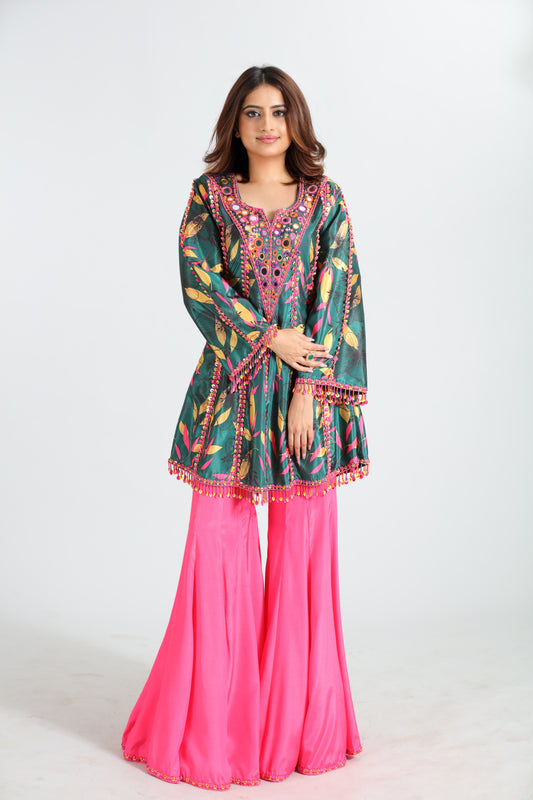 Meher  Green and pink Printed Crepe Silk Set