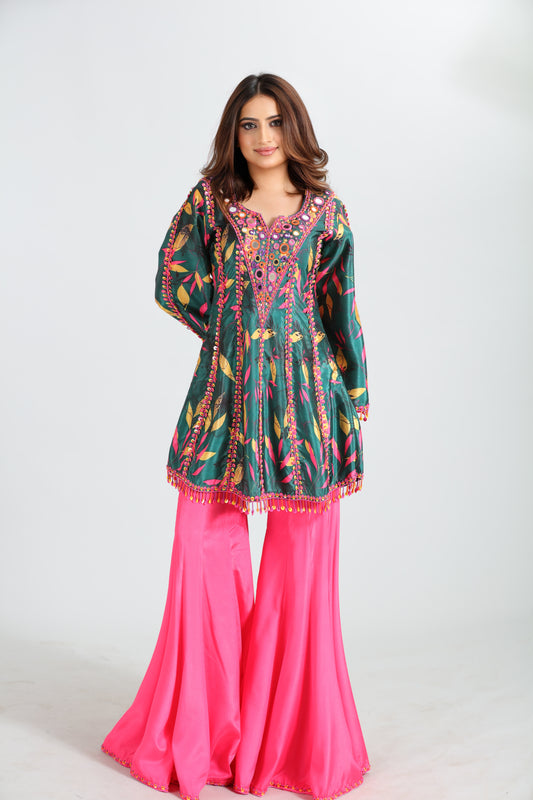 Meher  Green and pink Printed Crepe Silk Set