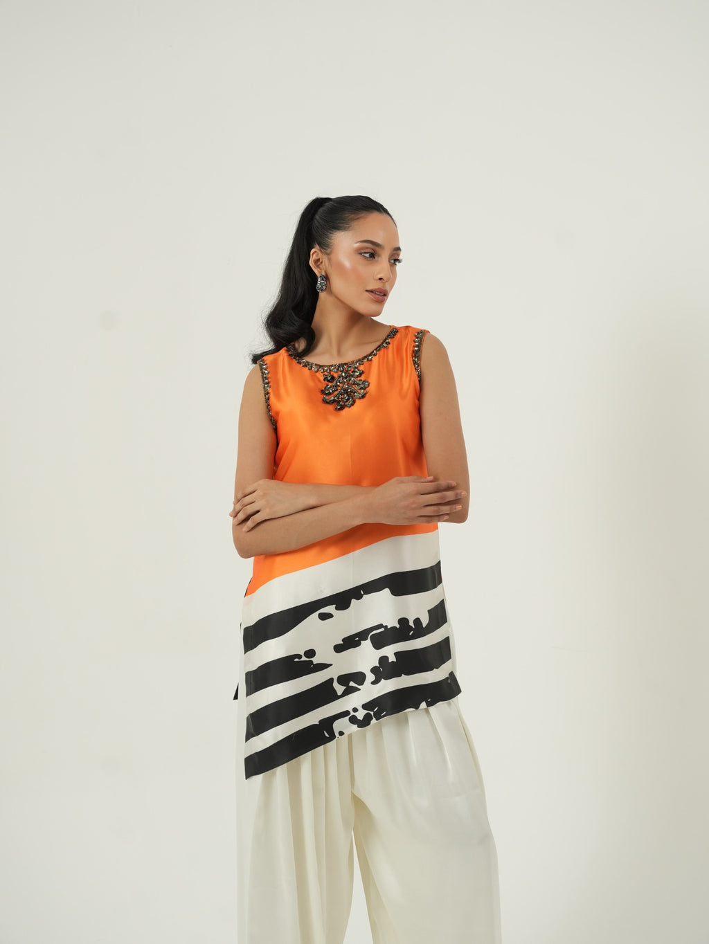 Tangerine straight-fit kurta with balloon salwar