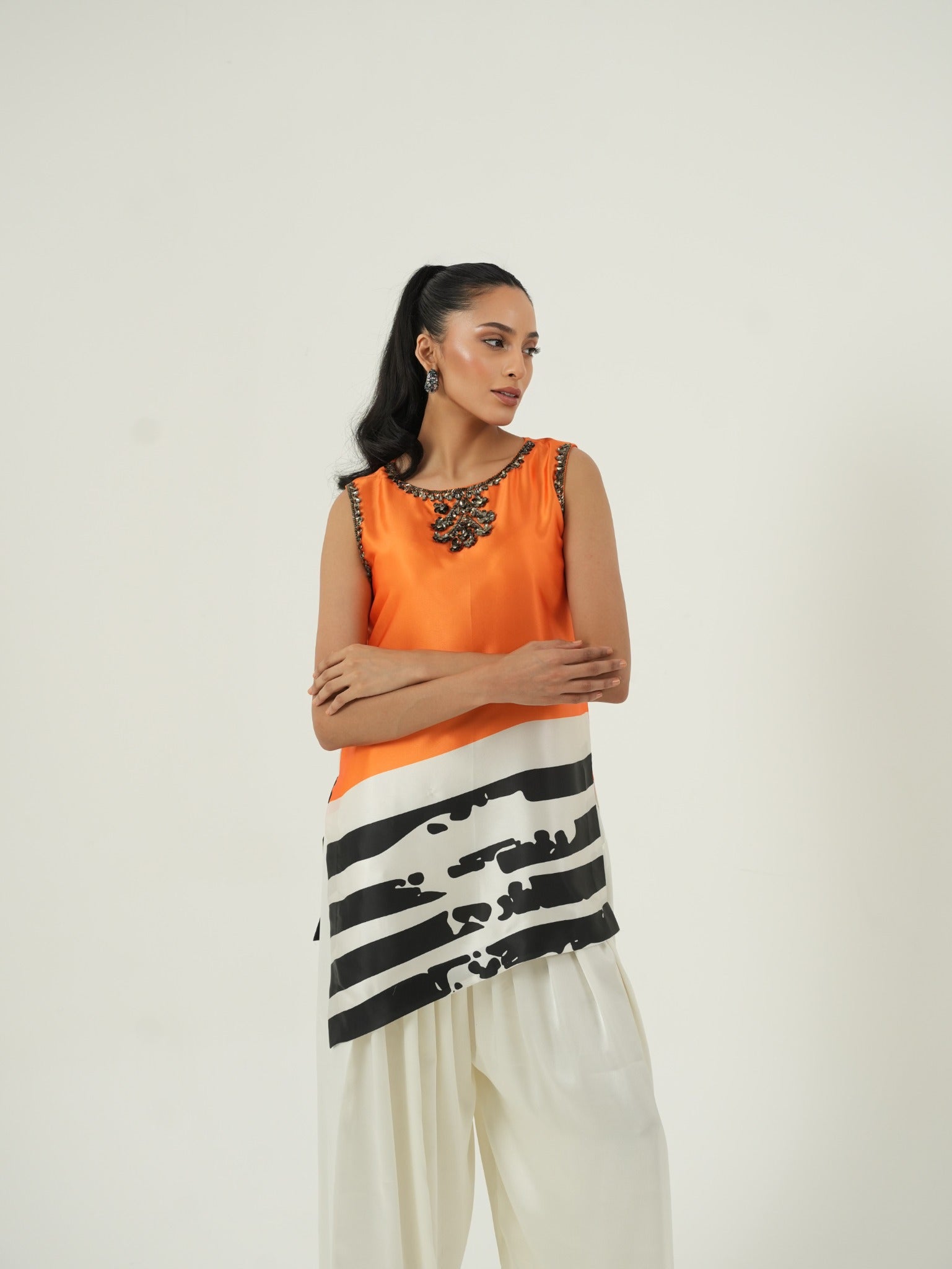 Tangerine straight-fit kurta with balloon salwar